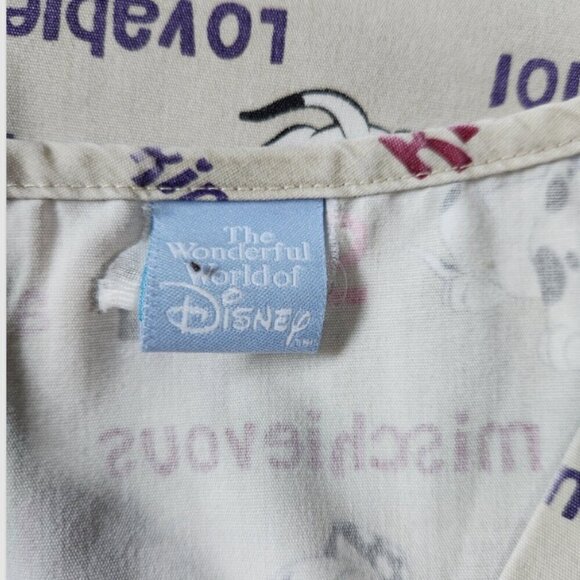 Scrub Nursing Top Lot of 2 Womens Med. Star Wars & 101 Dalmatians Uniforms - Picture 5 of 15